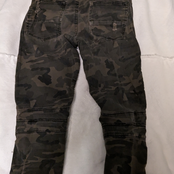 2 Pairs Moto Jogger Skinny Jeans - Grey and Camo - Picture 3 of 11